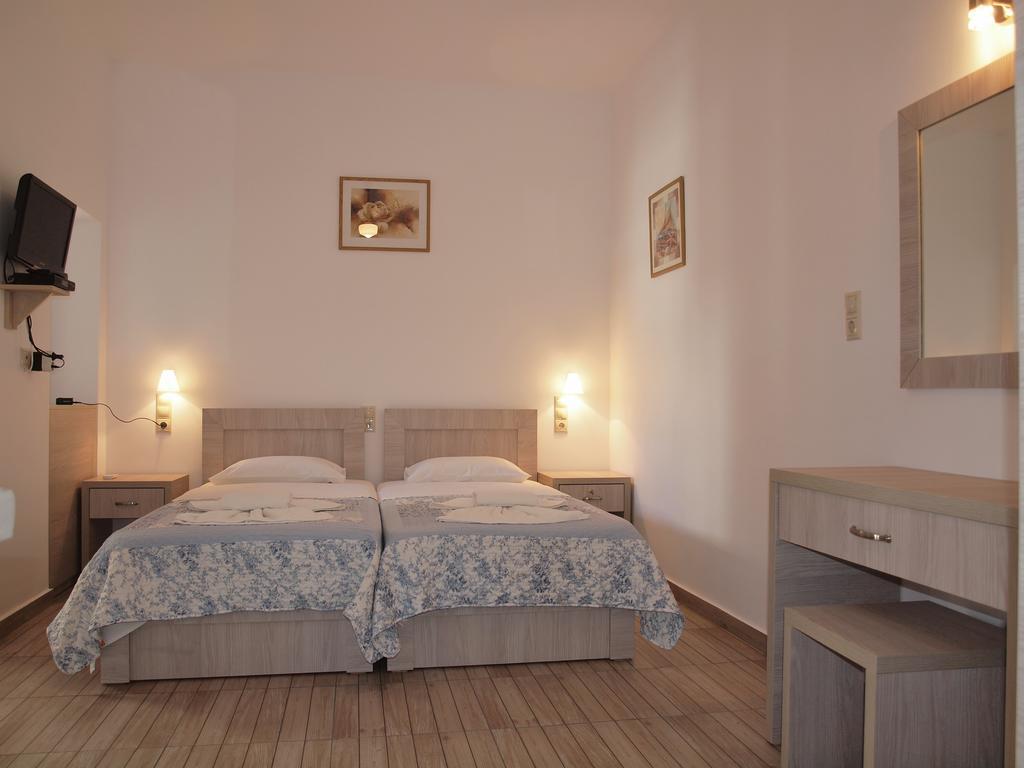 Aparthotel Nikos 3*