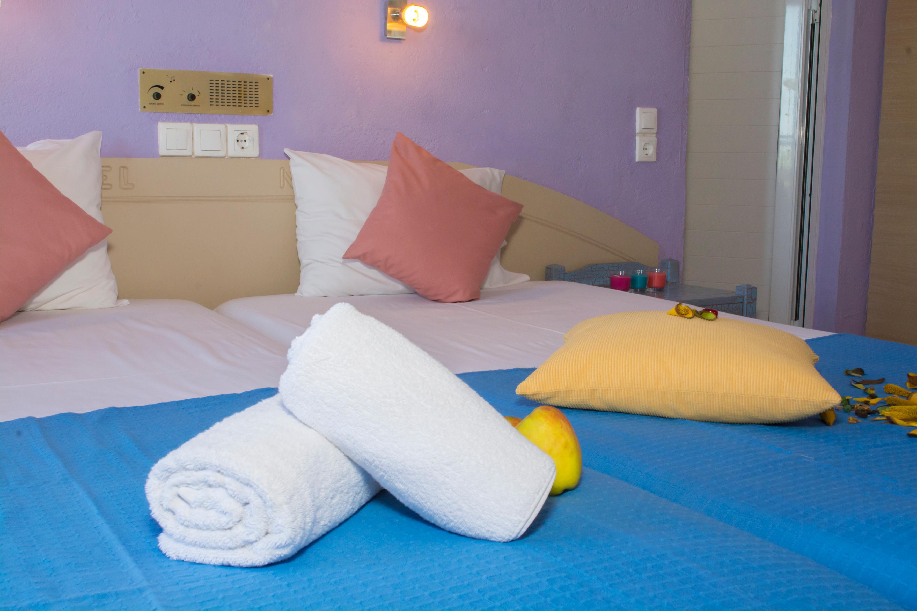 Nikos Aparthotel